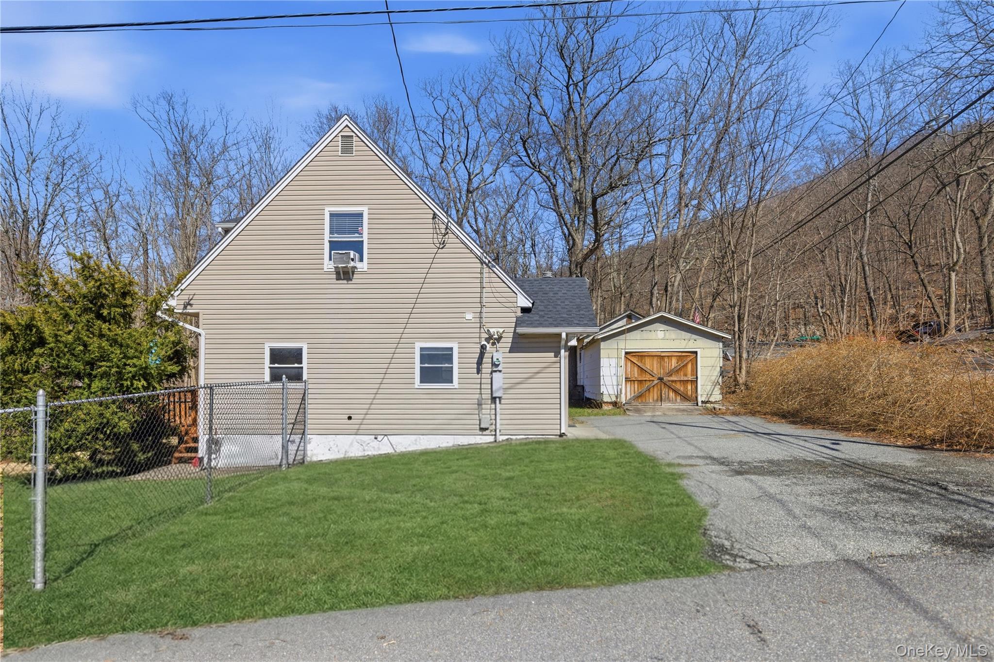 1100 State Route 17a Property Photo 29