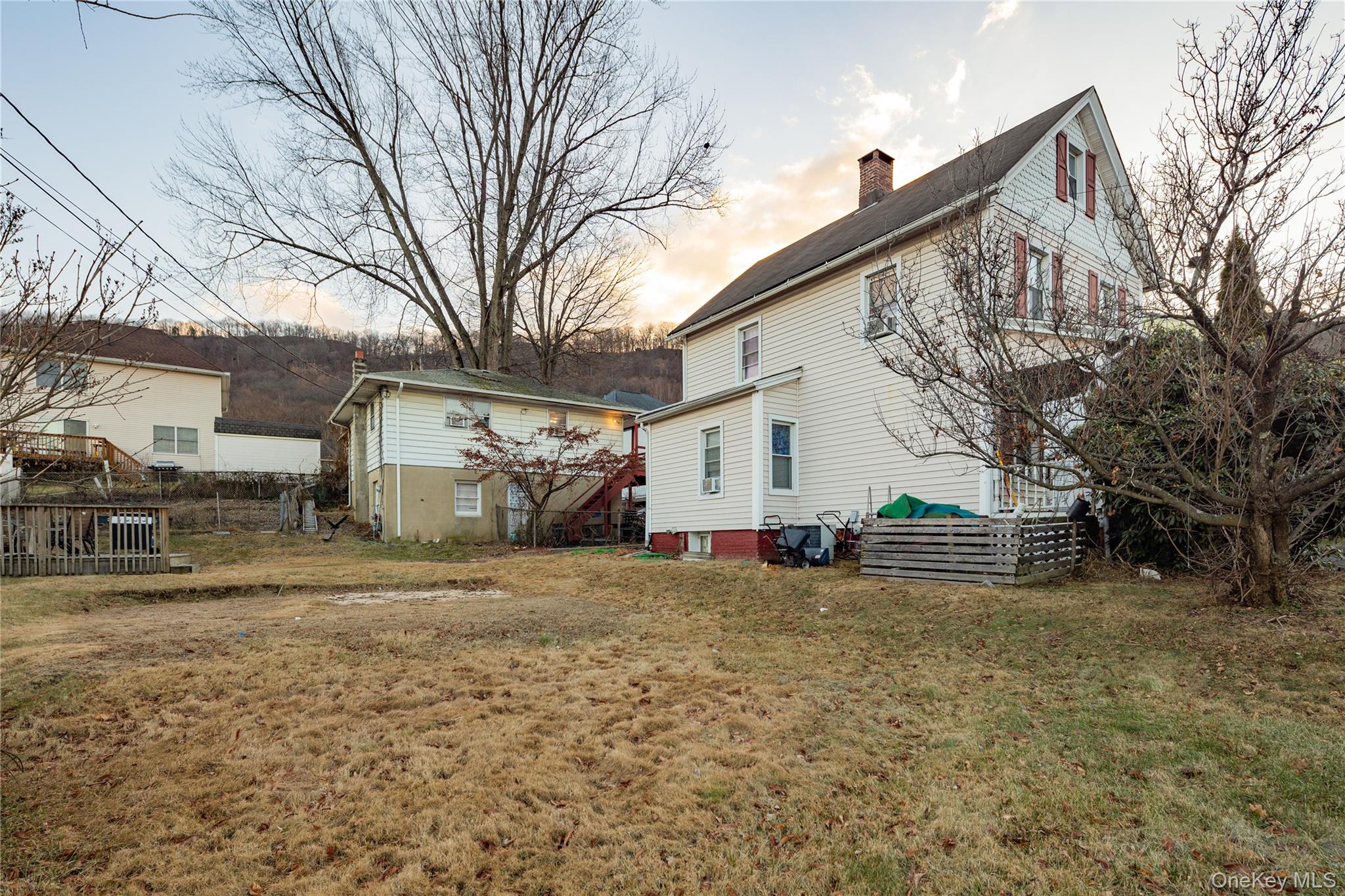 165 Gurnee Avenue Property Photo 34