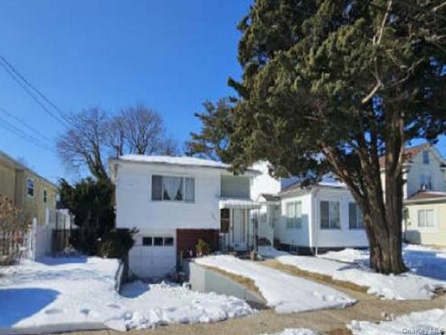 155 Rhodes Avenue Property Photo 1