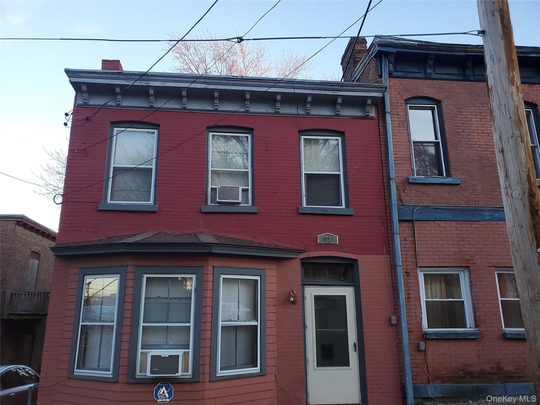72 S Lander Street Property Photo 1