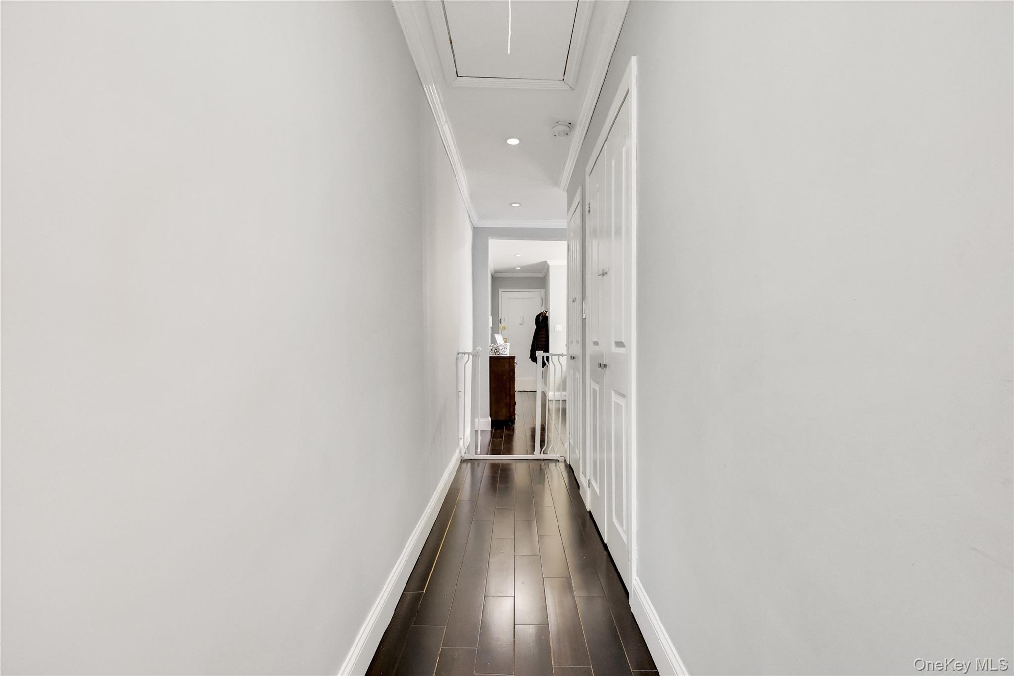 1201 E Broadway H-23 Property Photo 17