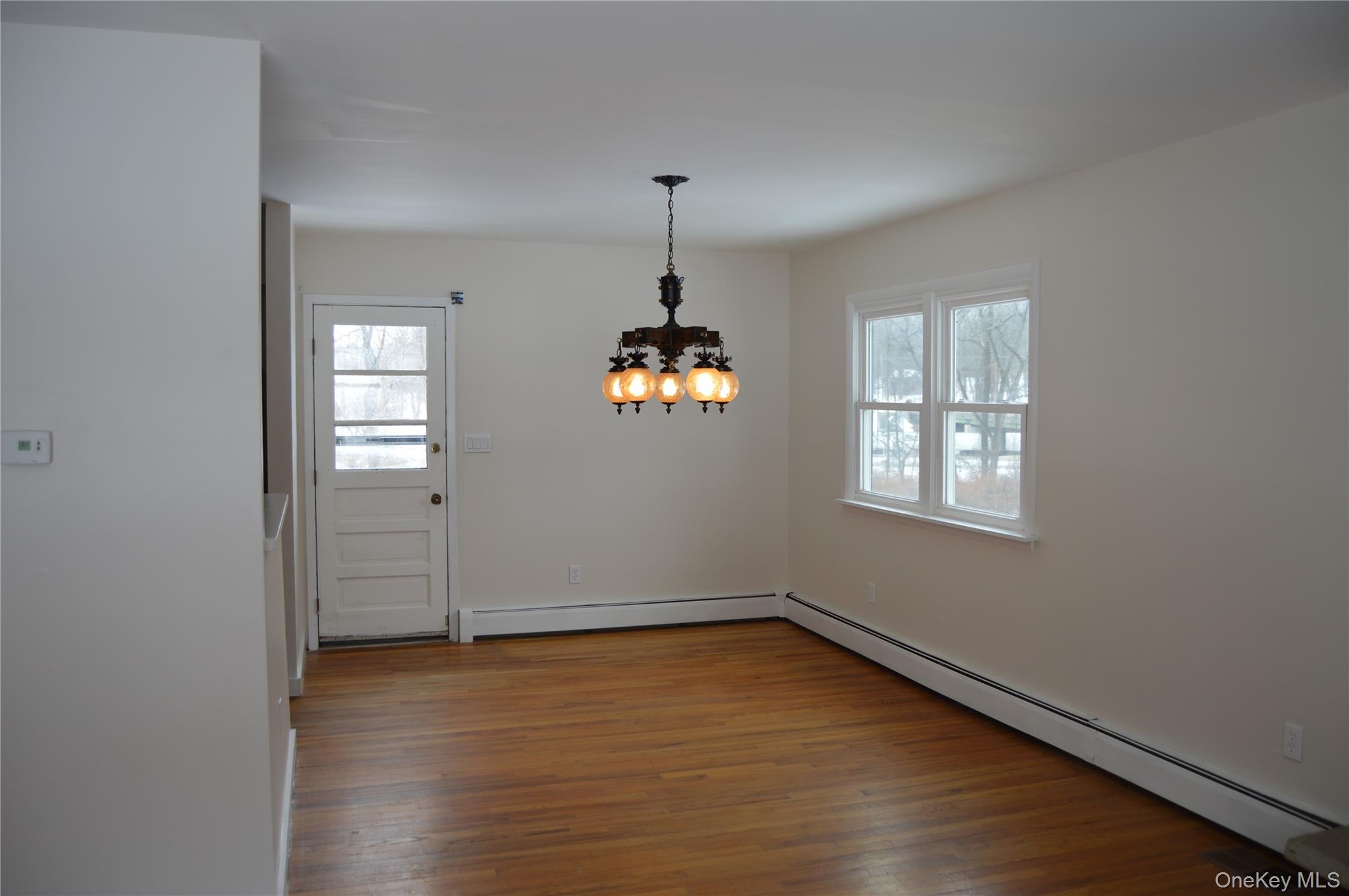 108 Flower Hill Property Photo 5