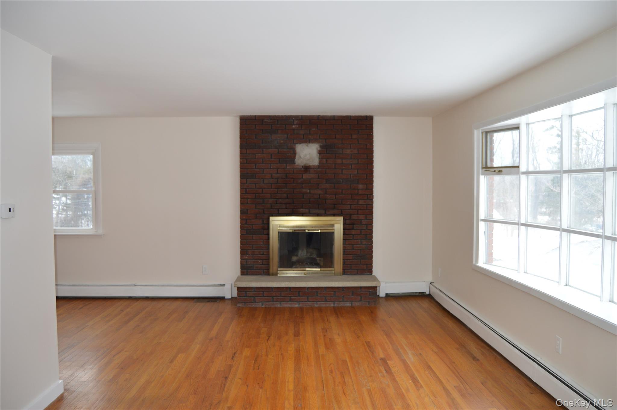 108 Flower Hill Property Photo 6