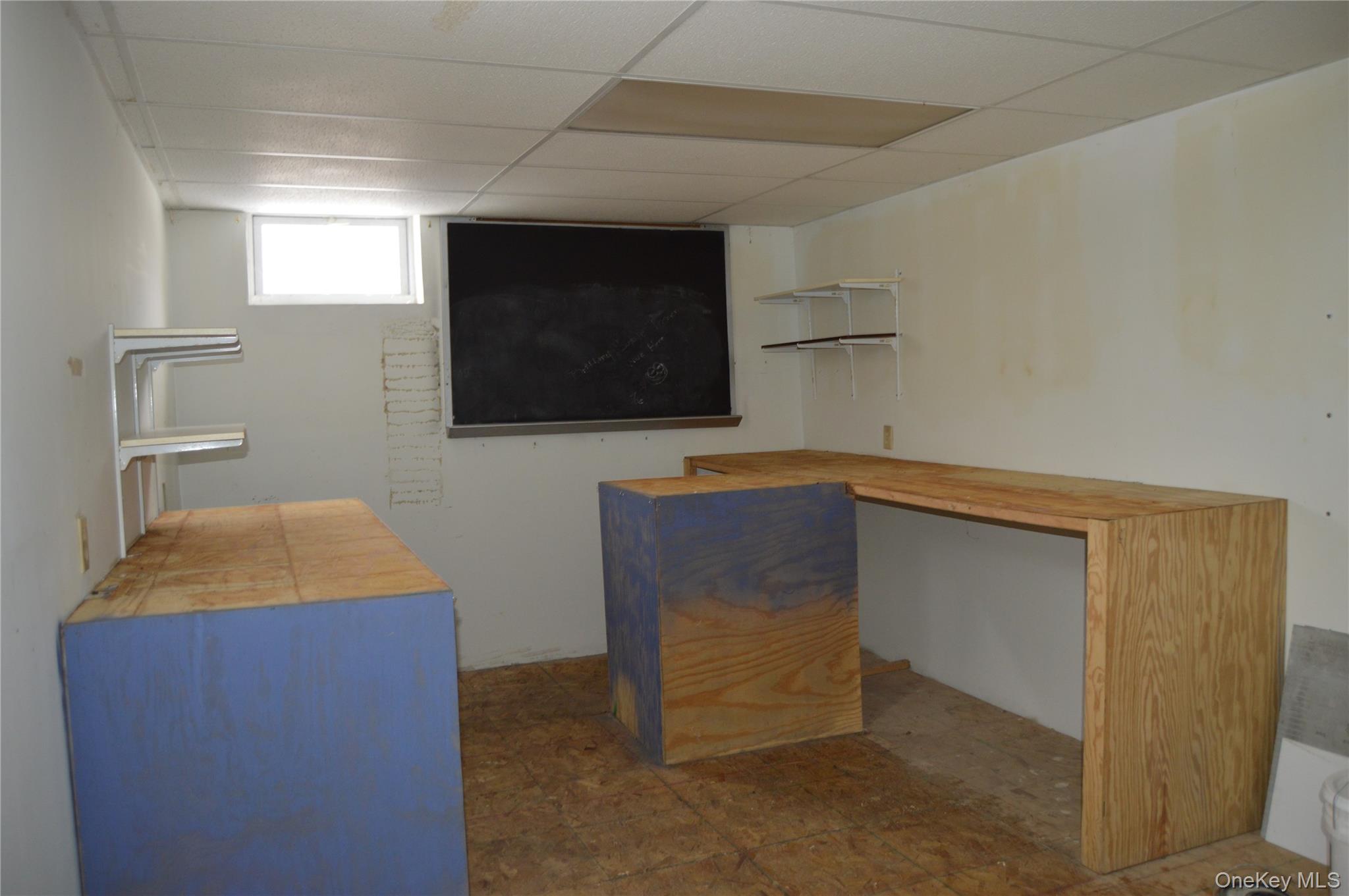 108 Flower Hill Property Photo 18