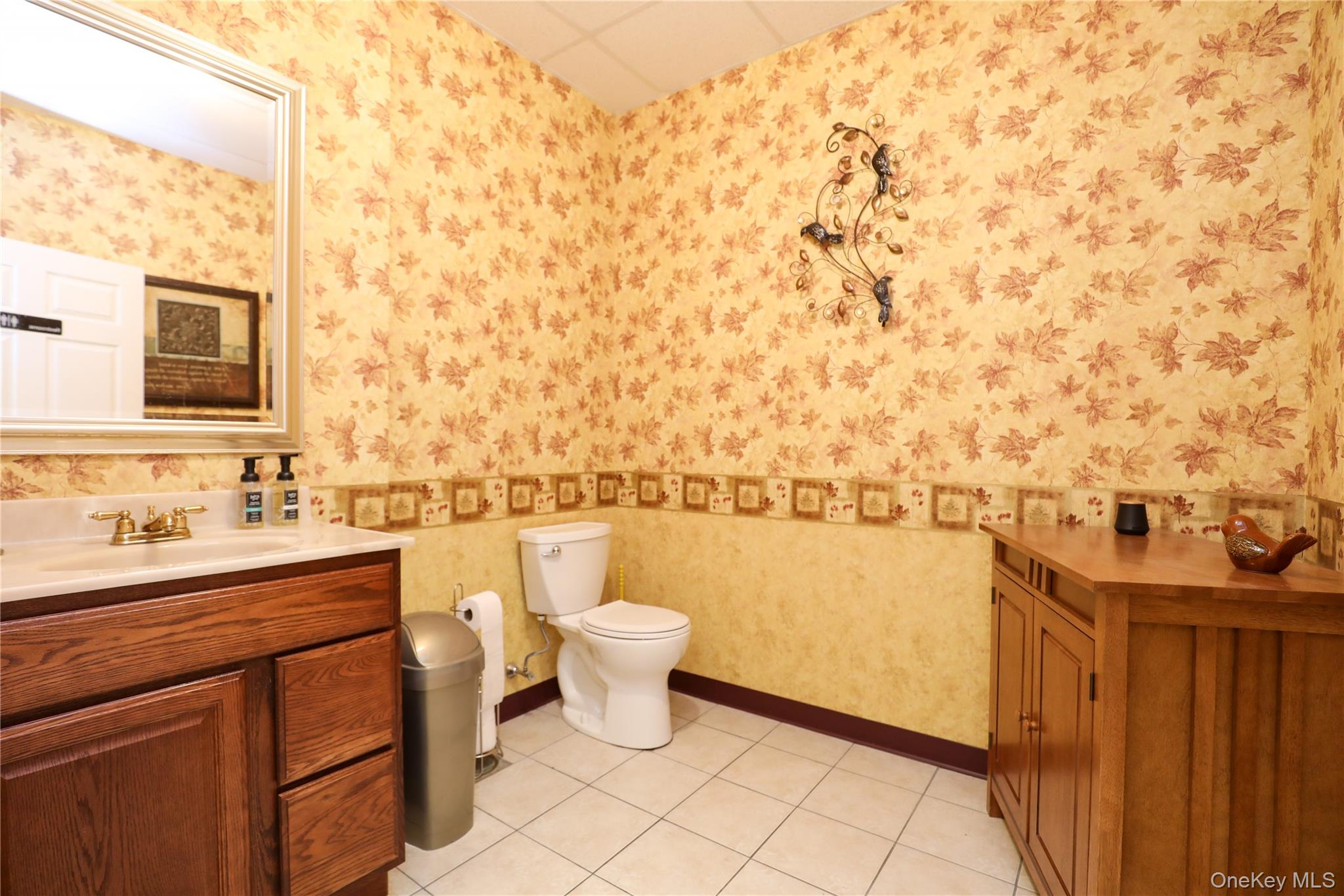 790 Ulster Avenue Property Photo 9