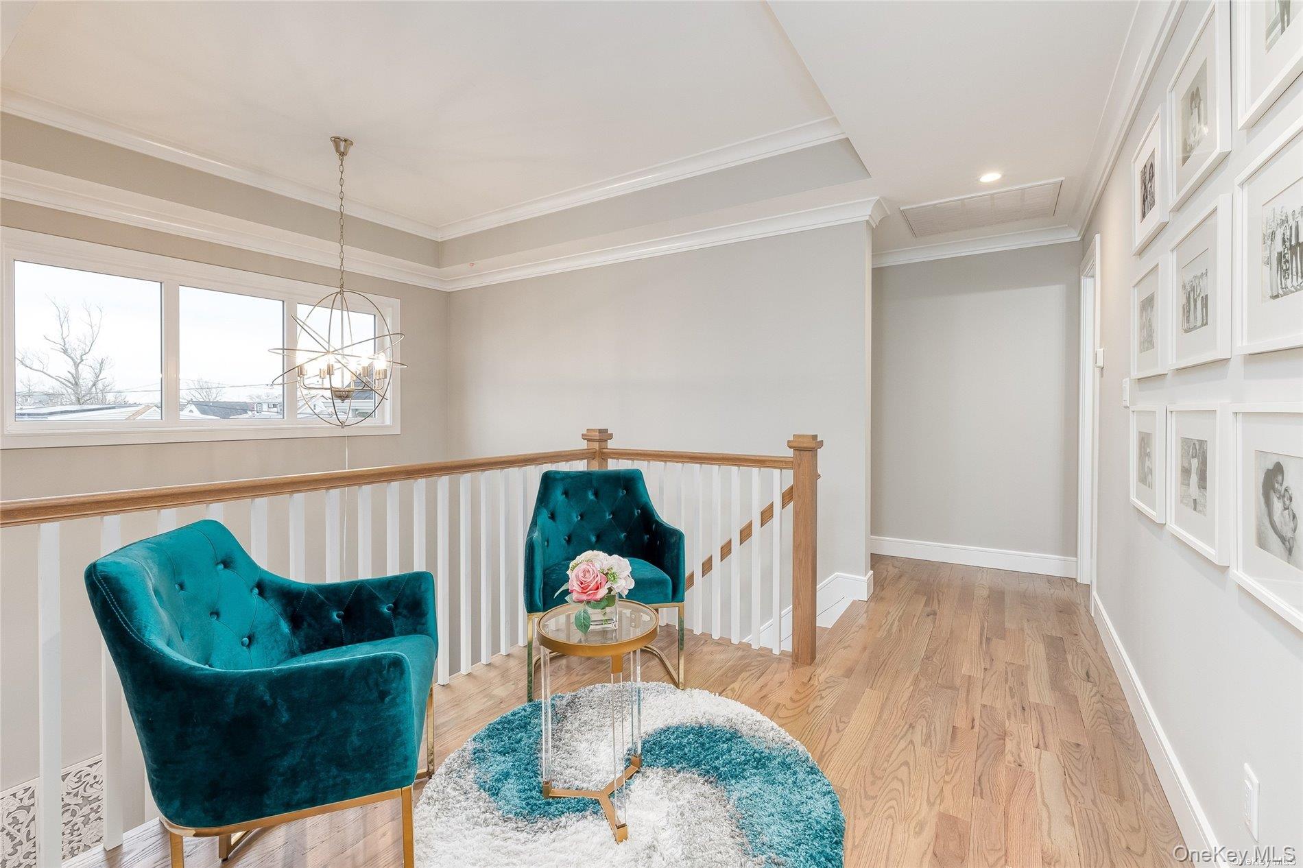 72 W Marine Avenue Property Photo 13