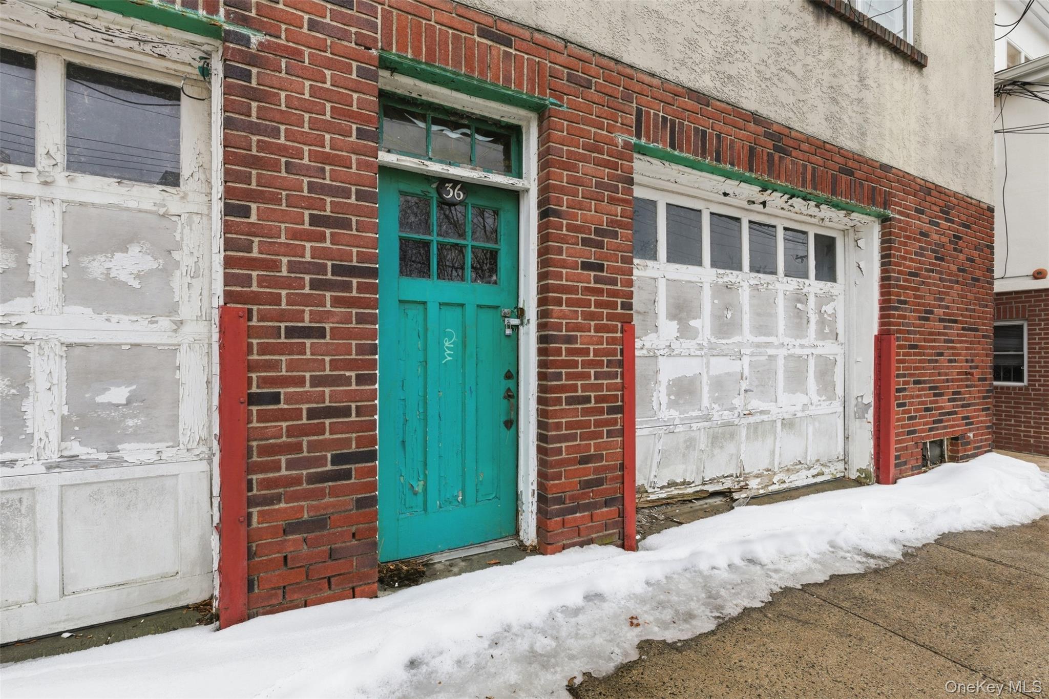 36 Main Street Property Photo 4