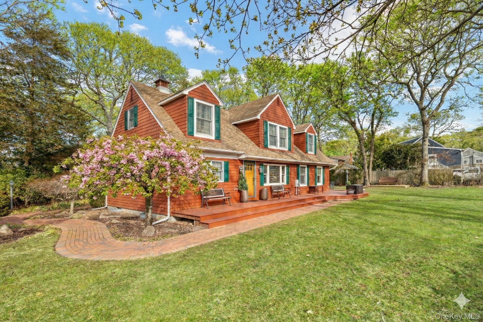 79 E Tiana Road Property Photo 3