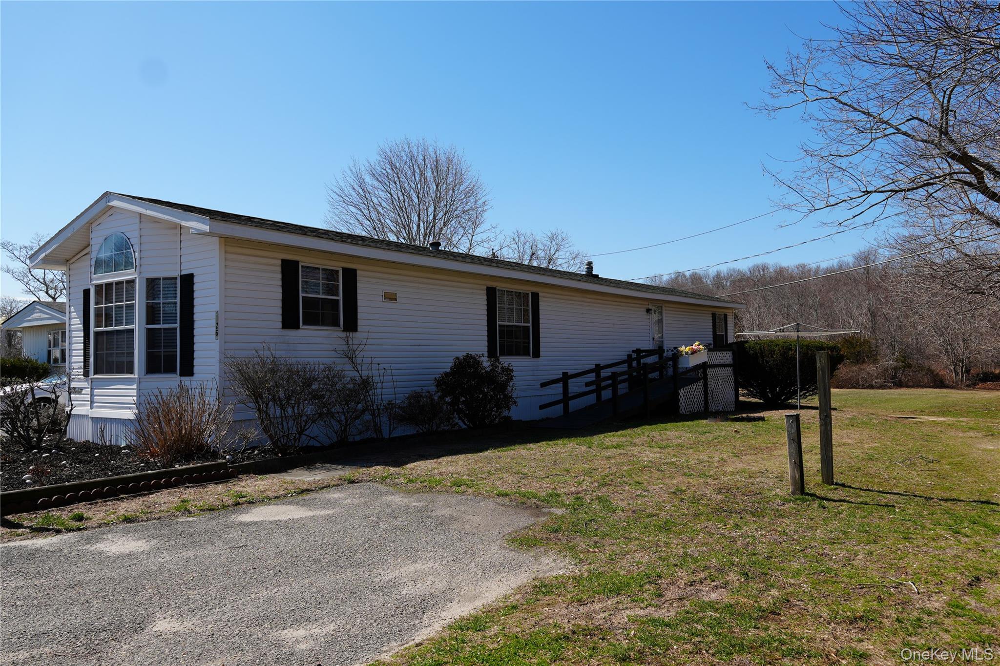 963082 Property Photo 2