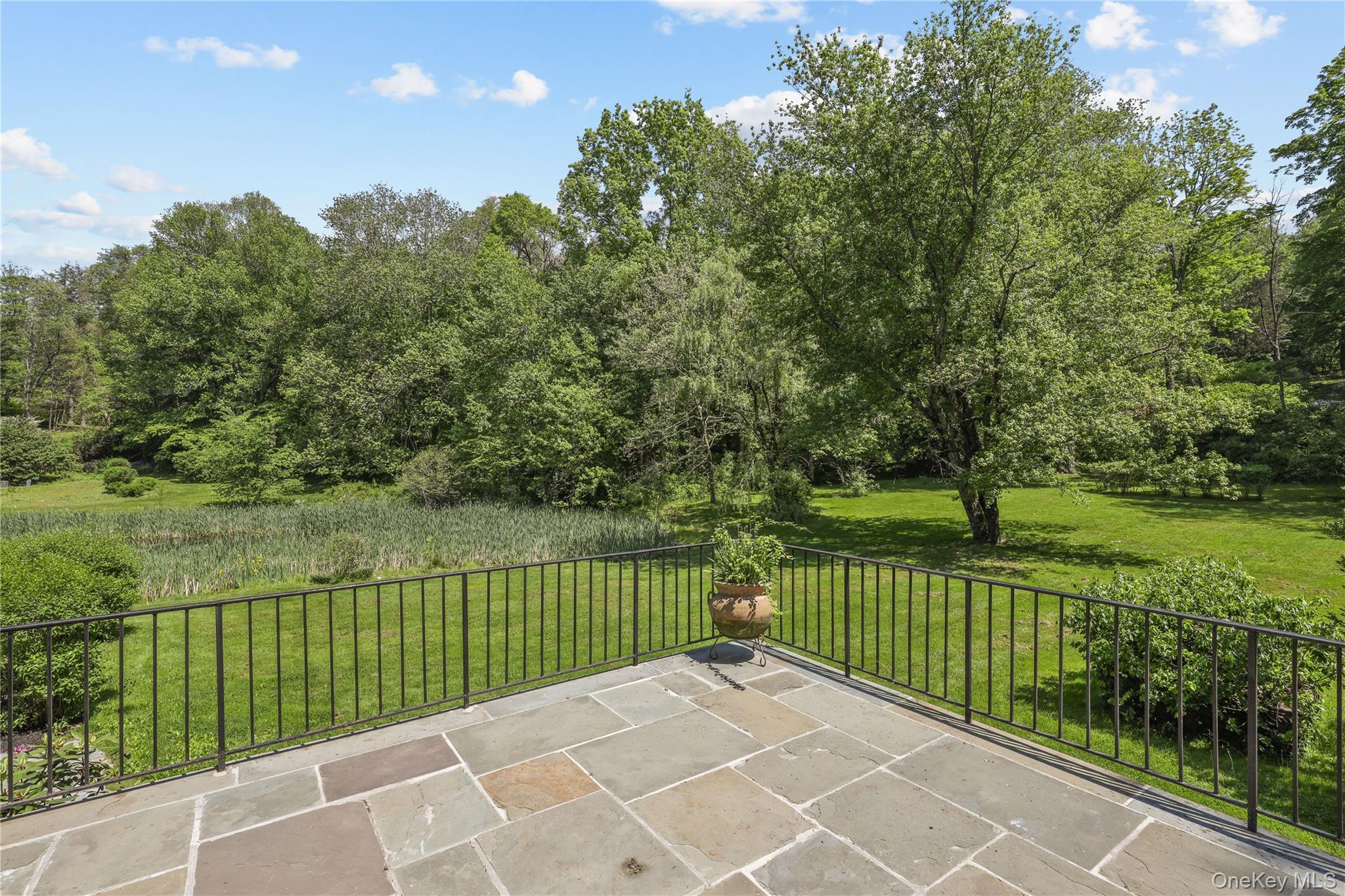 160 Long Ridge Road Property Photo 3