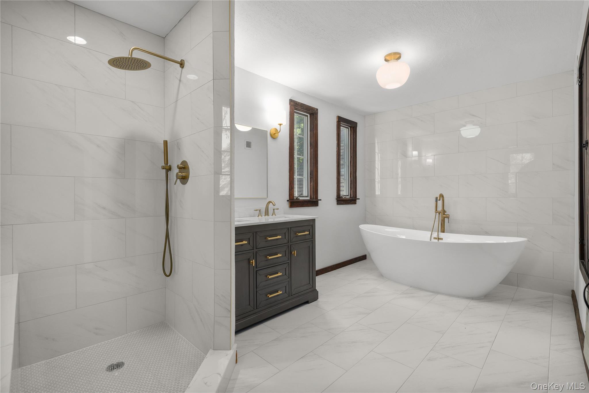 160 Long Ridge Road Property Photo 10
