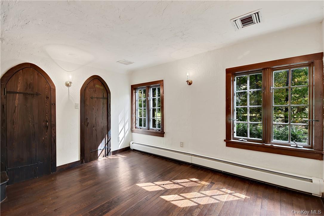 160 Long Ridge Road Property Photo 11