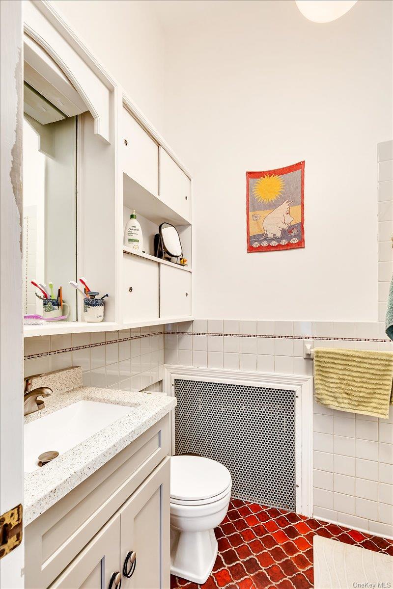 221 Lancaster Street Property Photo 19