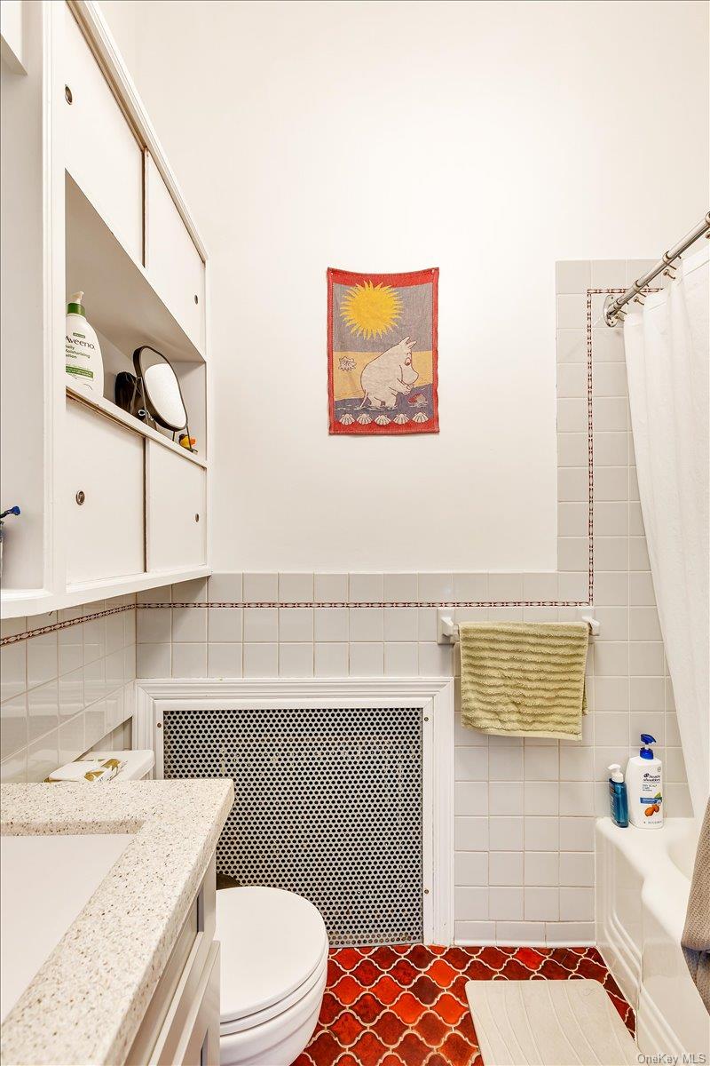 221 Lancaster Street Property Photo 20