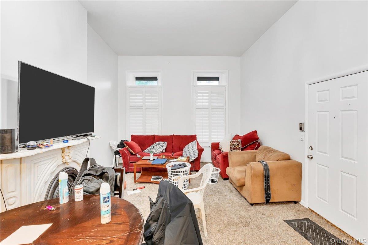 137 Lancaster Street Property Photo 7