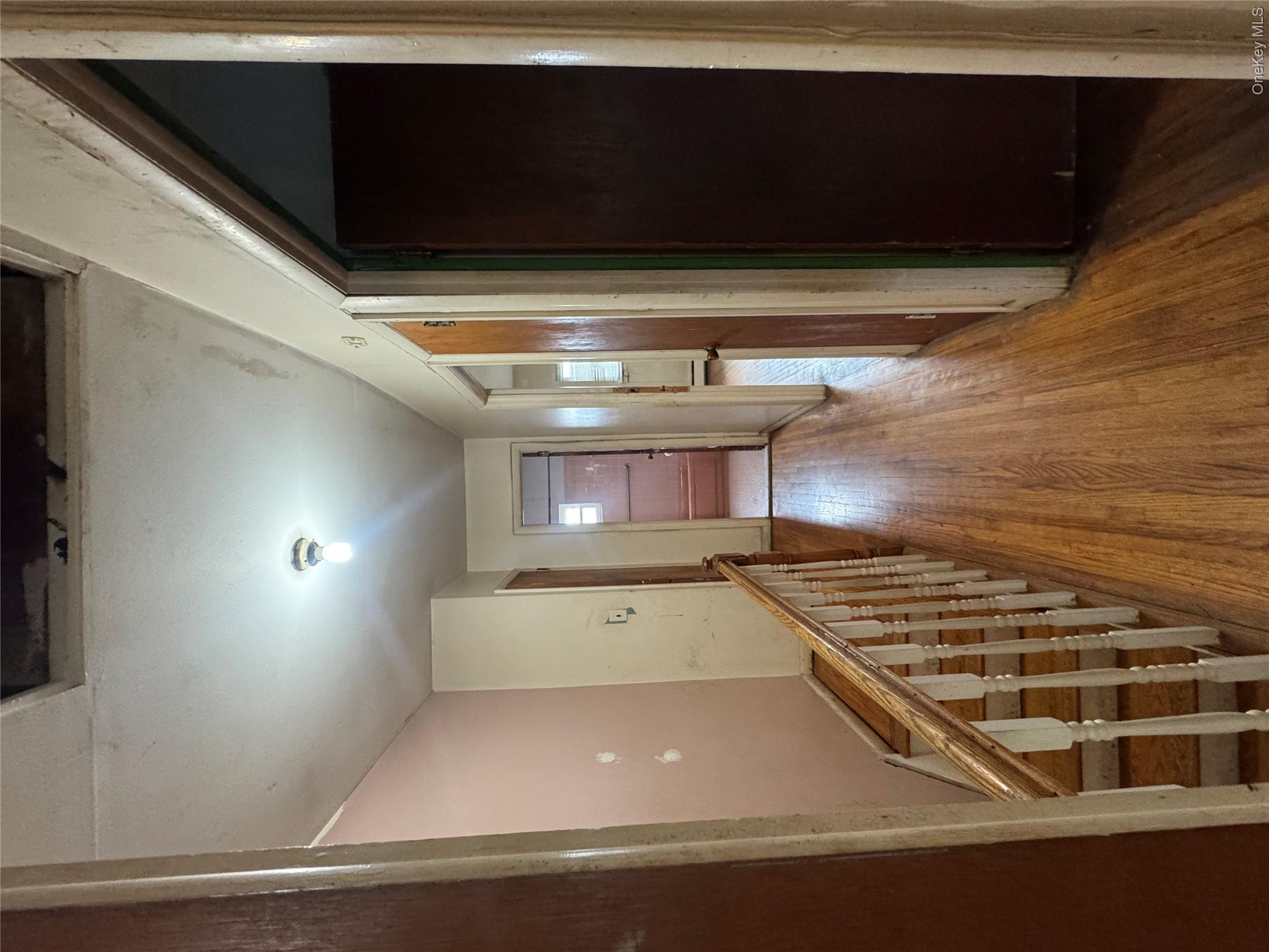 3662 Bronxwood Avenue Property Photo 6