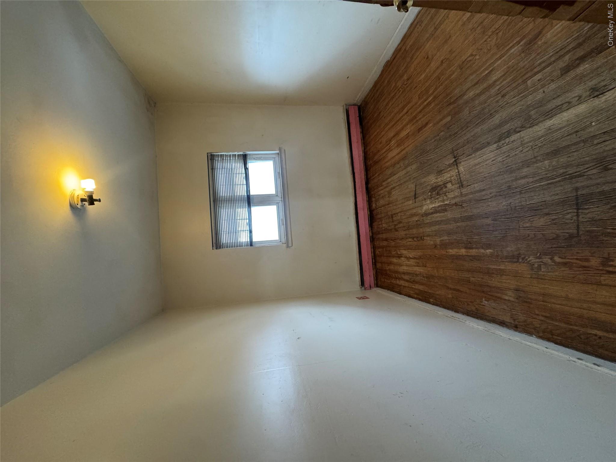 3662 Bronxwood Avenue Property Photo 13