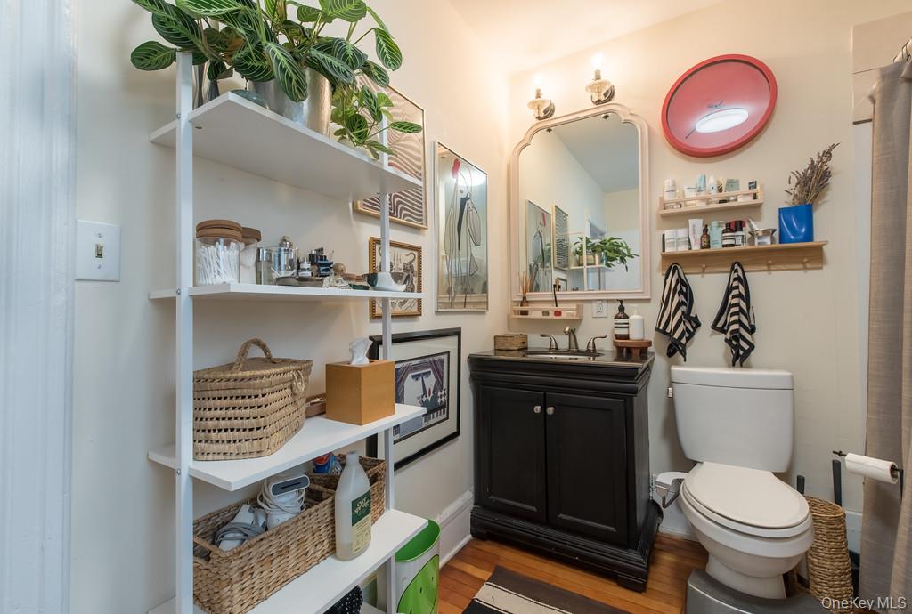 63 Thompson Street Property Photo 13