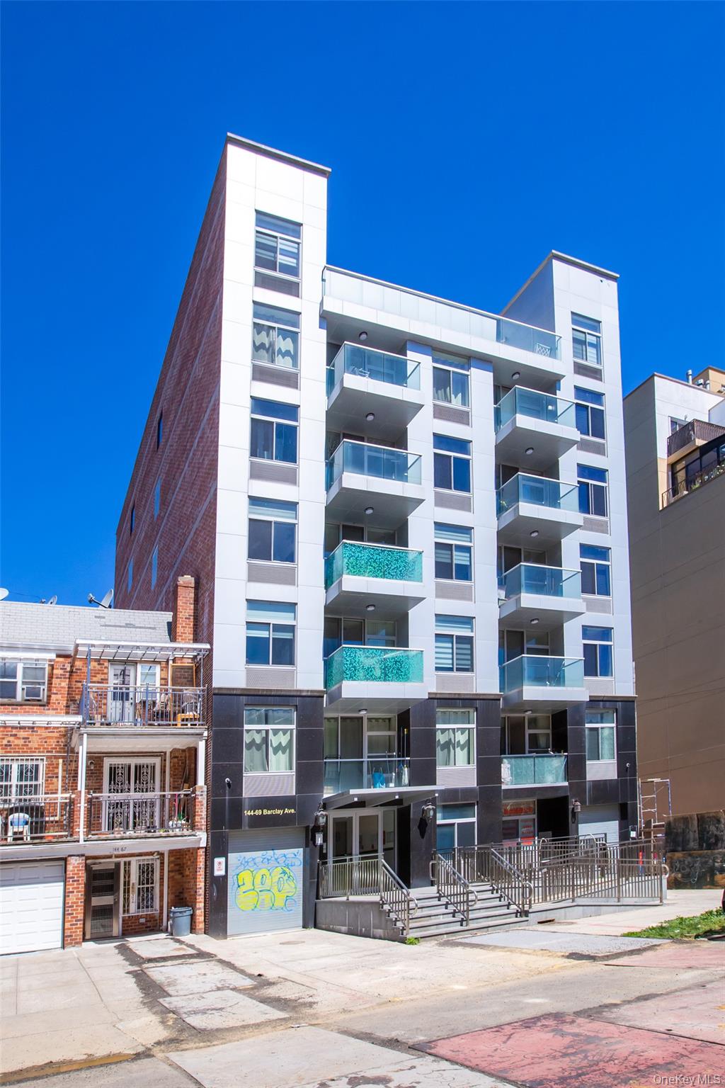144-69 Barclay Avenue 4a Property Photo 1