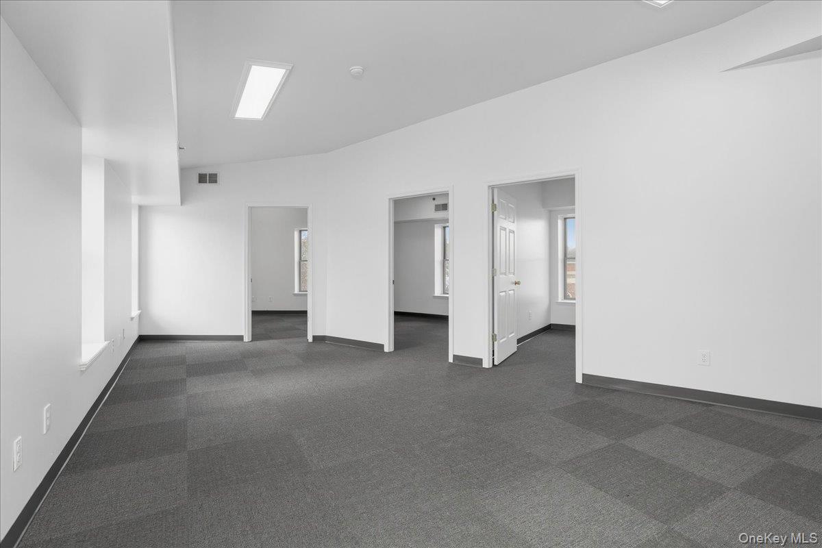 1 Railroad Avenue 3-1 Property Photo 5