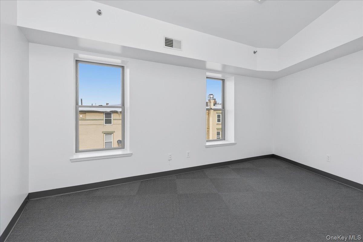 1 Railroad Avenue 3-1 Property Photo 9