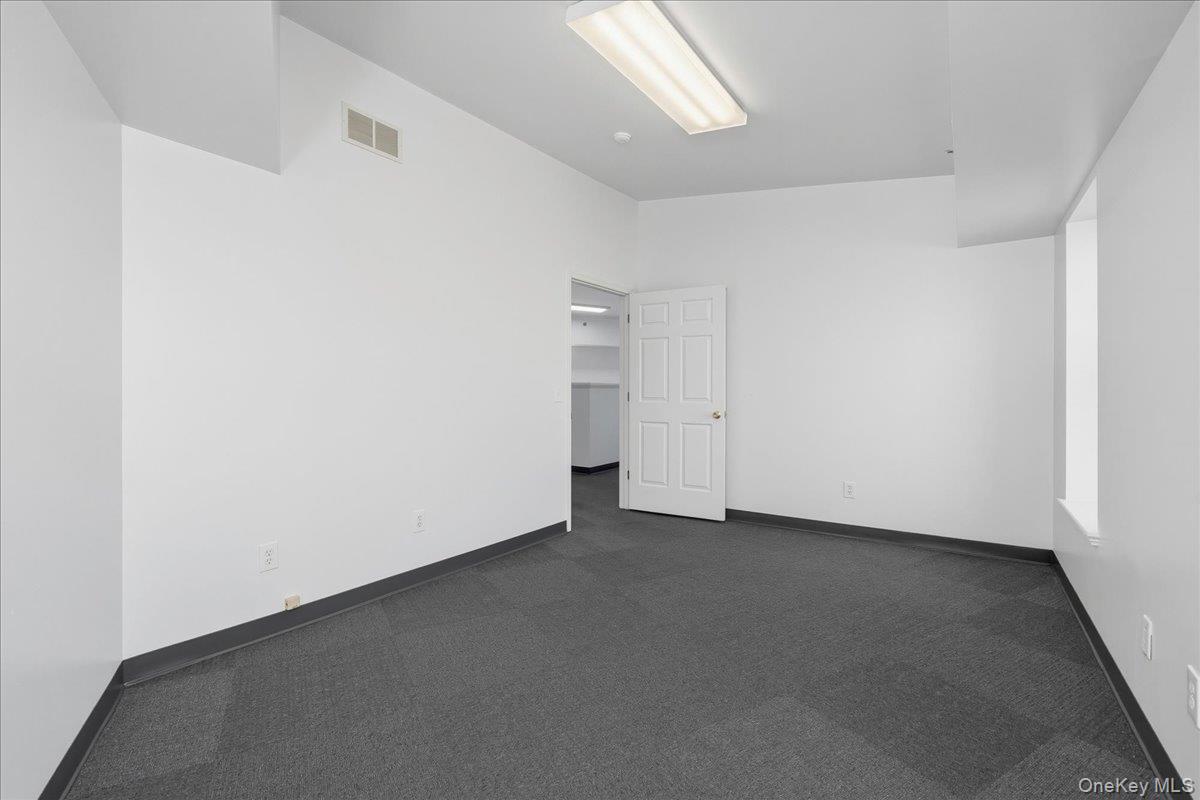 1 Railroad Avenue 3-1 Property Photo 11