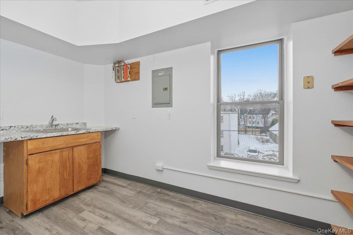 1 Railroad Avenue 3-1 Property Photo 13