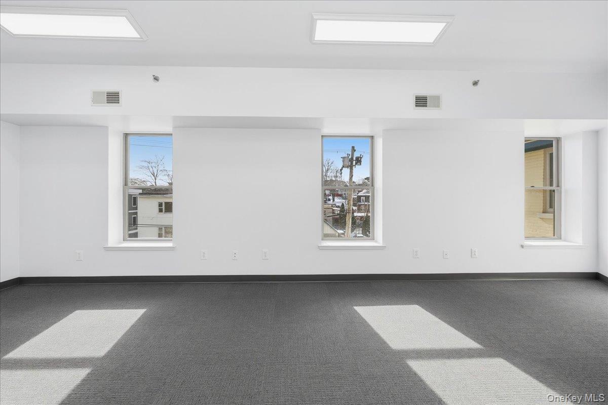 1 Railroad Avenue 3-1 Property Photo 20