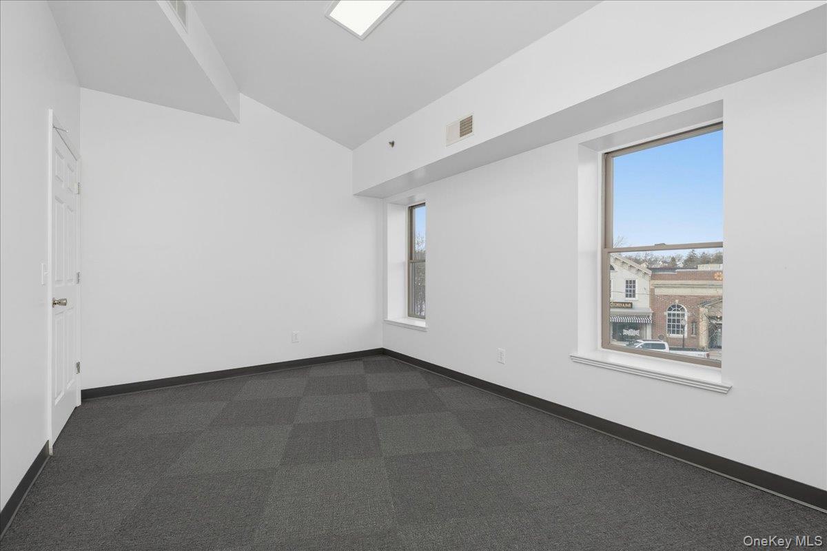 1 Railroad Avenue 3-1 Property Photo 23