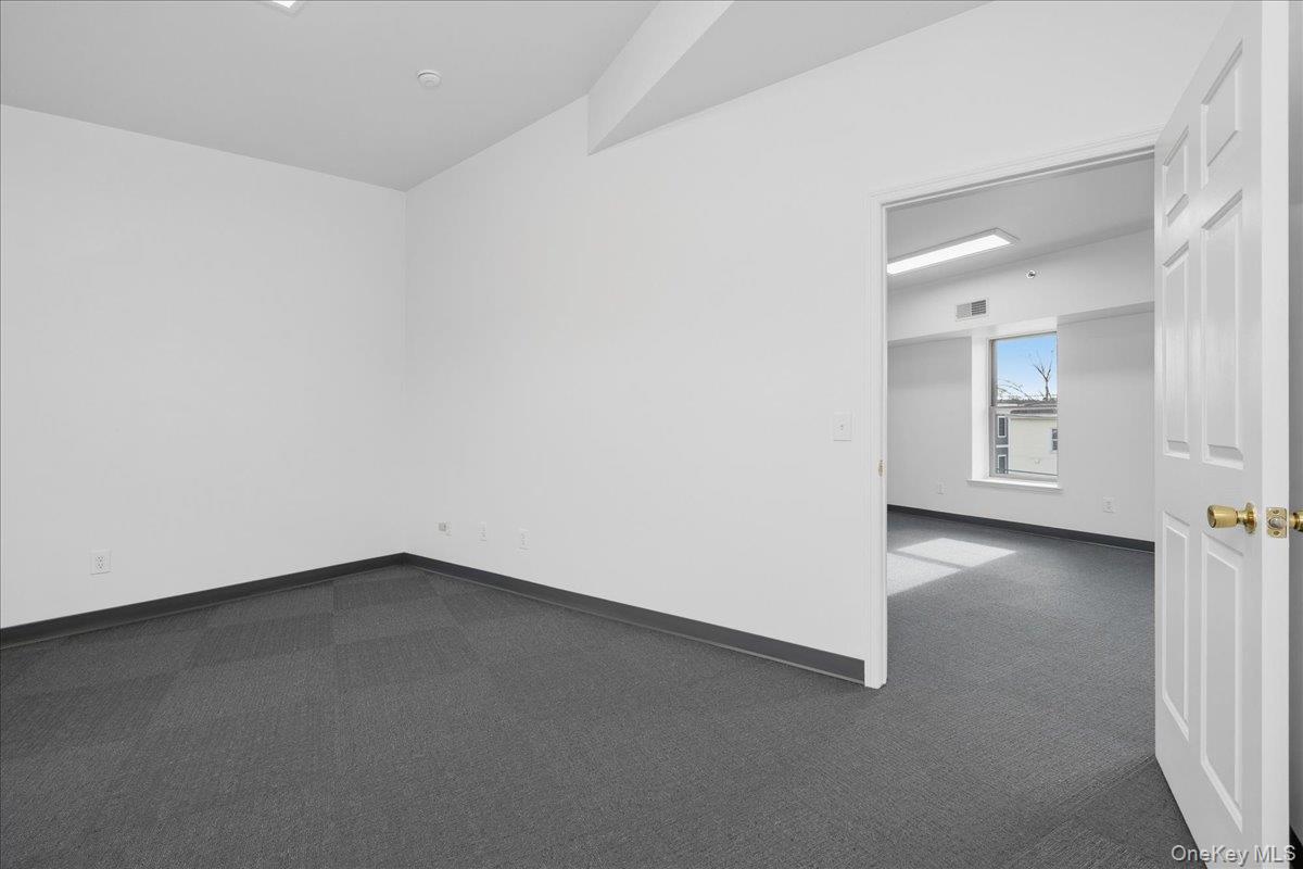 1 Railroad Avenue 3-1 Property Photo 25