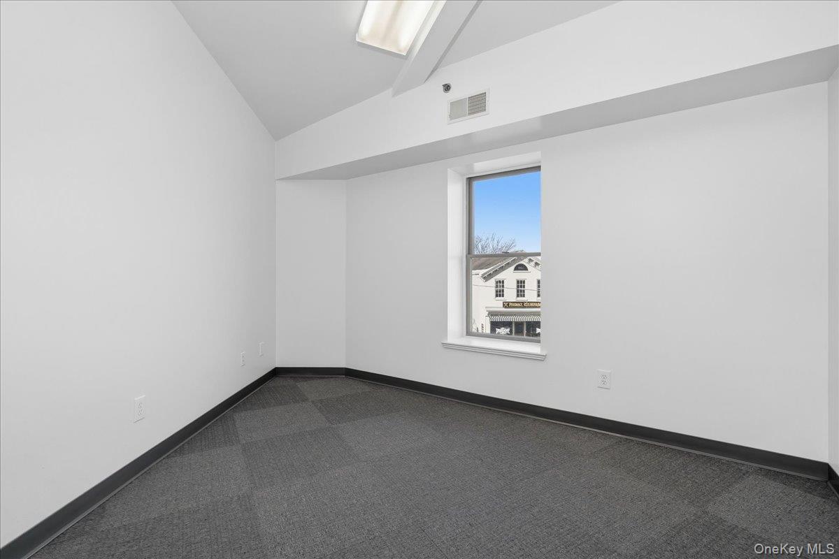 1 Railroad Avenue 3-1 Property Photo 26