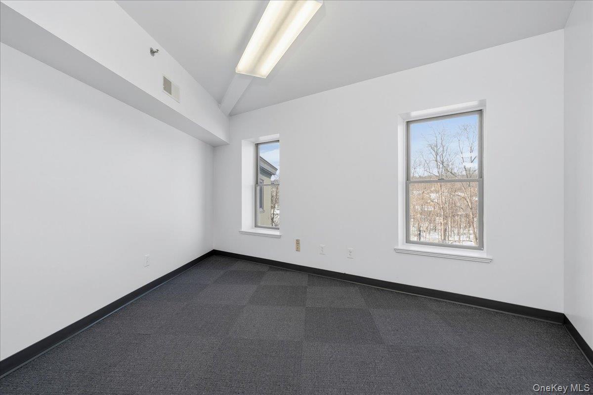 1 Railroad Avenue 3-1 Property Photo 29
