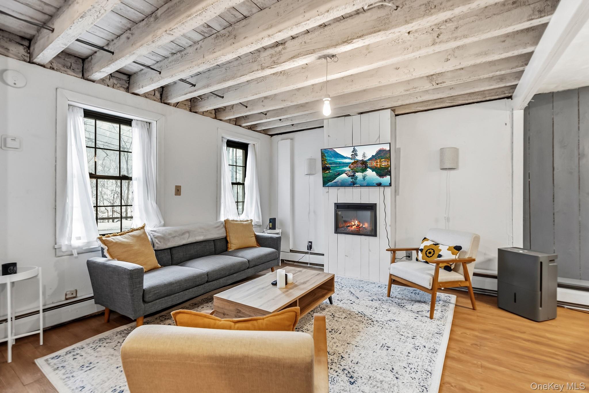 465 Abeel Street Property Photo 16