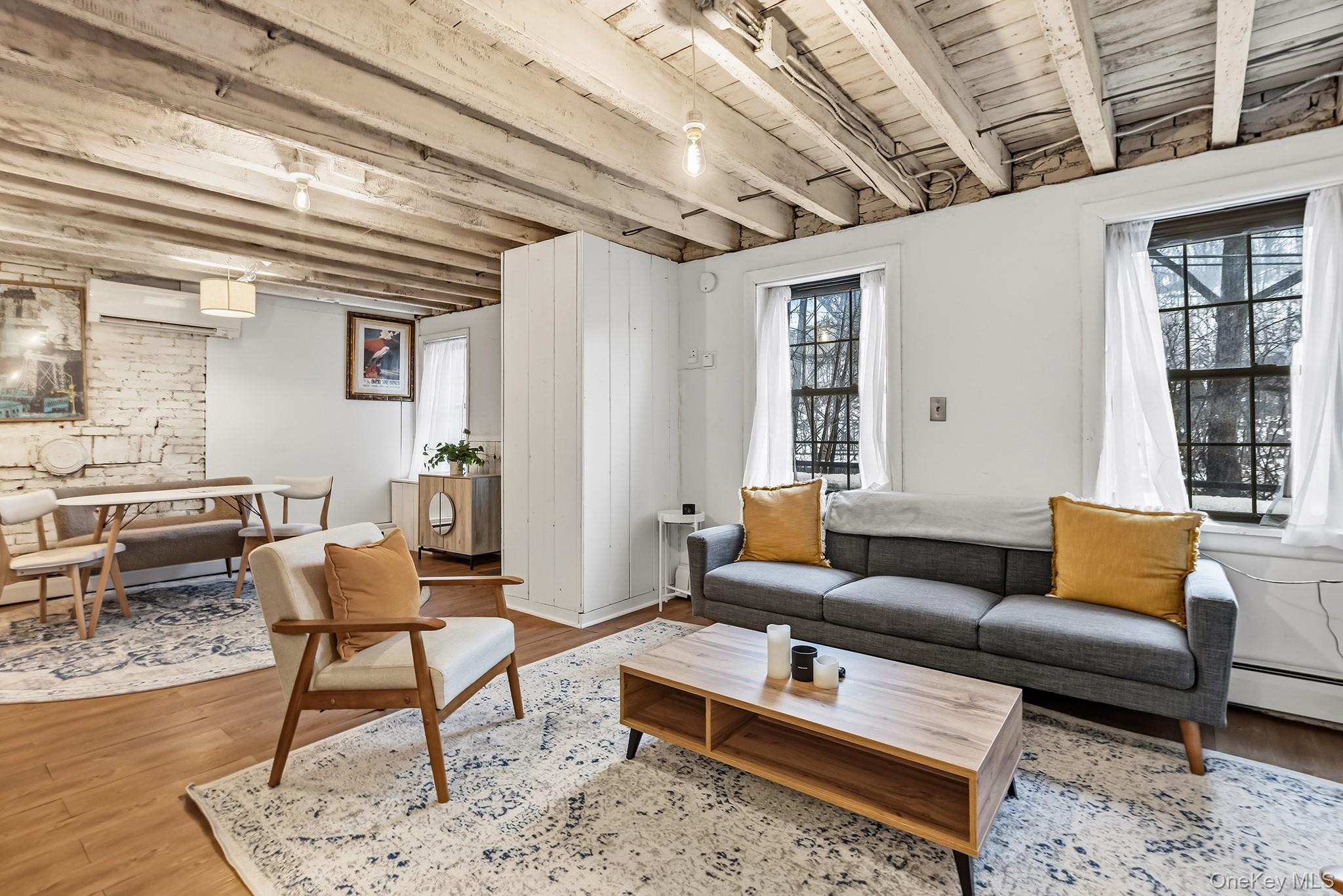 465 Abeel Street Property Photo 17