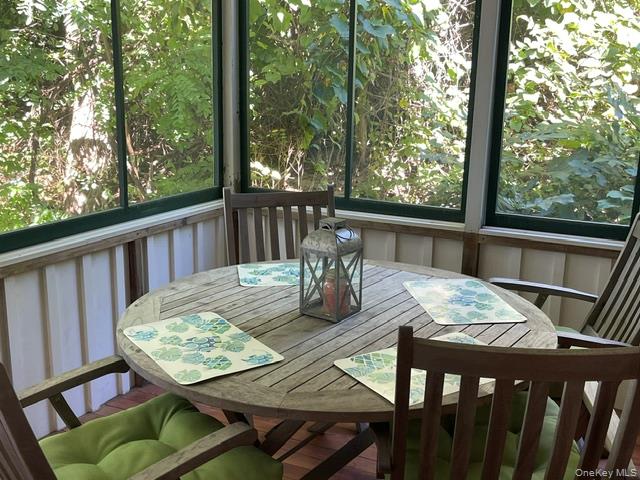 24 Cliff Way Property Photo 9