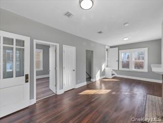 39 Westside Avenue Property Photo 4