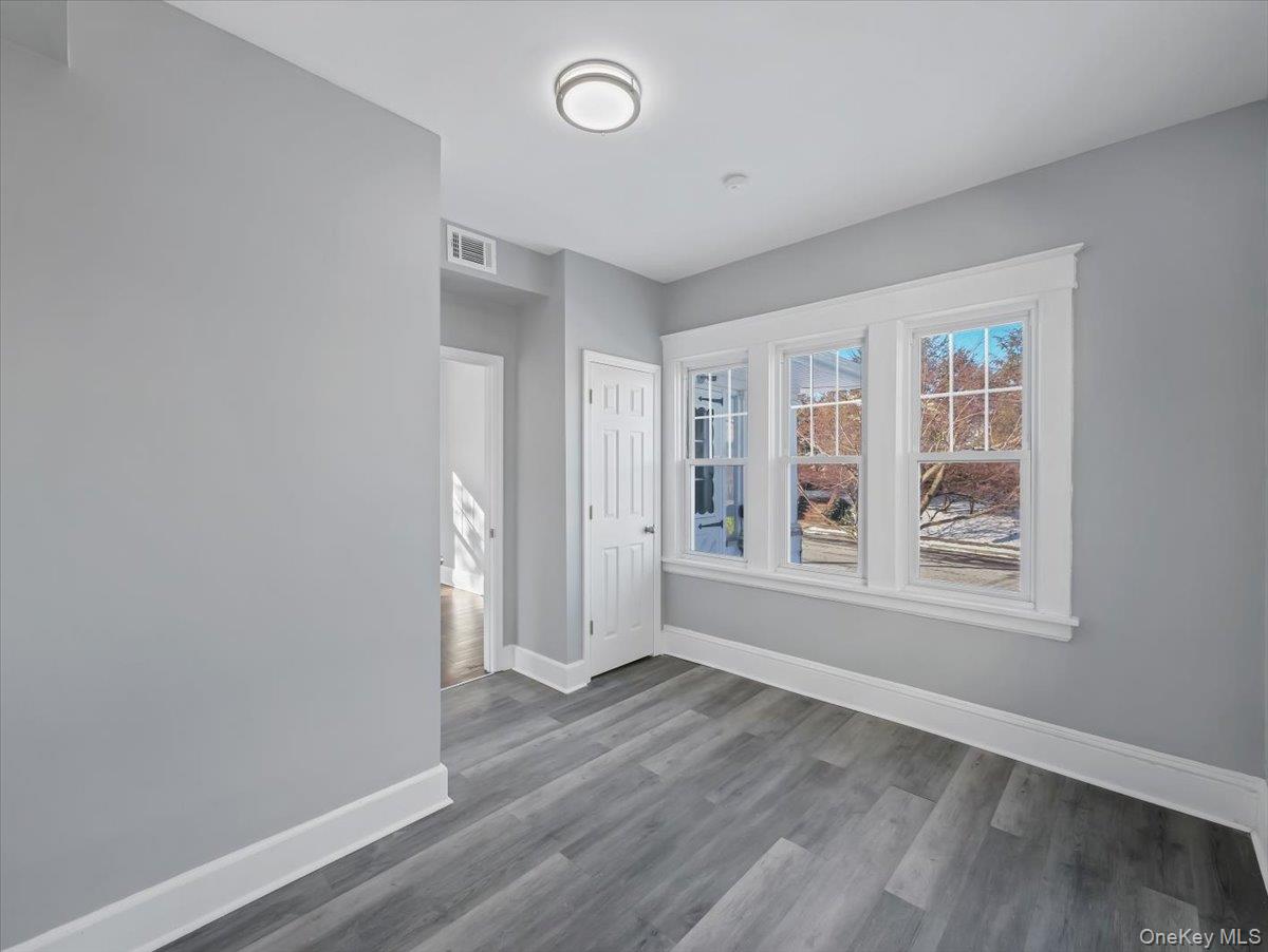 39 Westside Avenue Property Photo 6