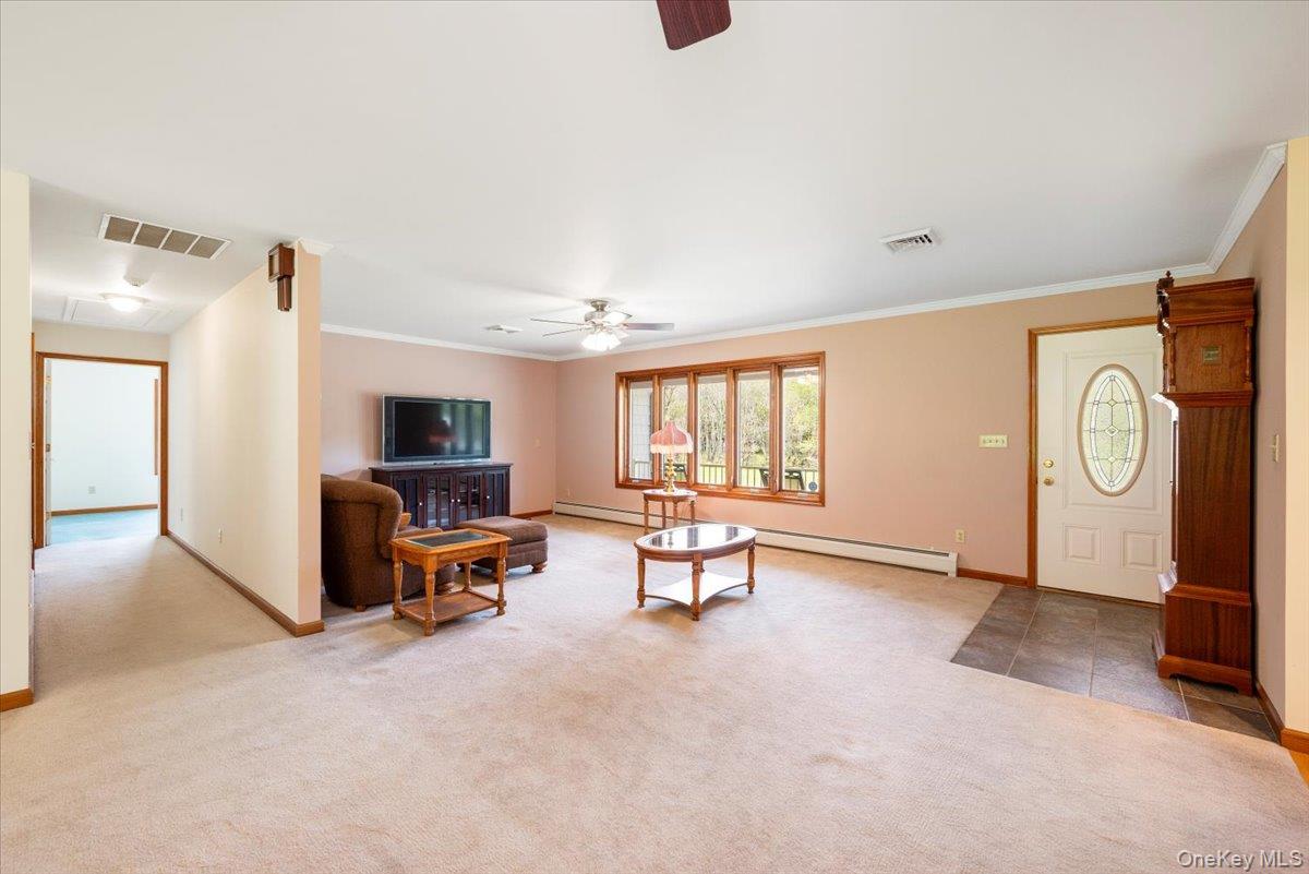 1 Van Avenue Property Photo 4