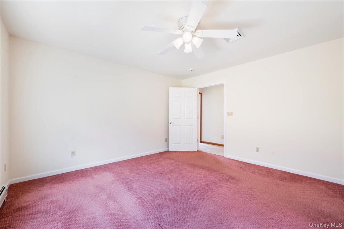 1 Van Avenue Property Photo 19