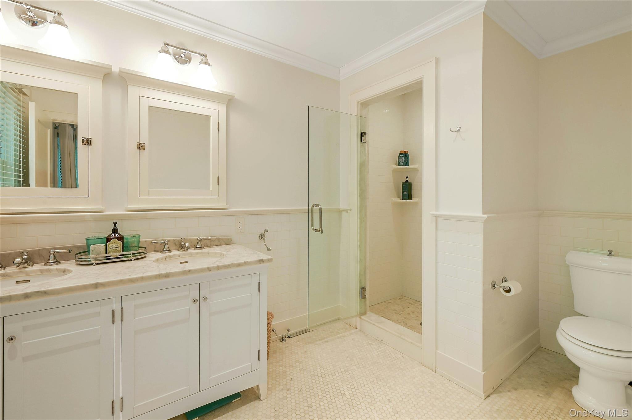 1600 Pine Tree Road Property Photo 13