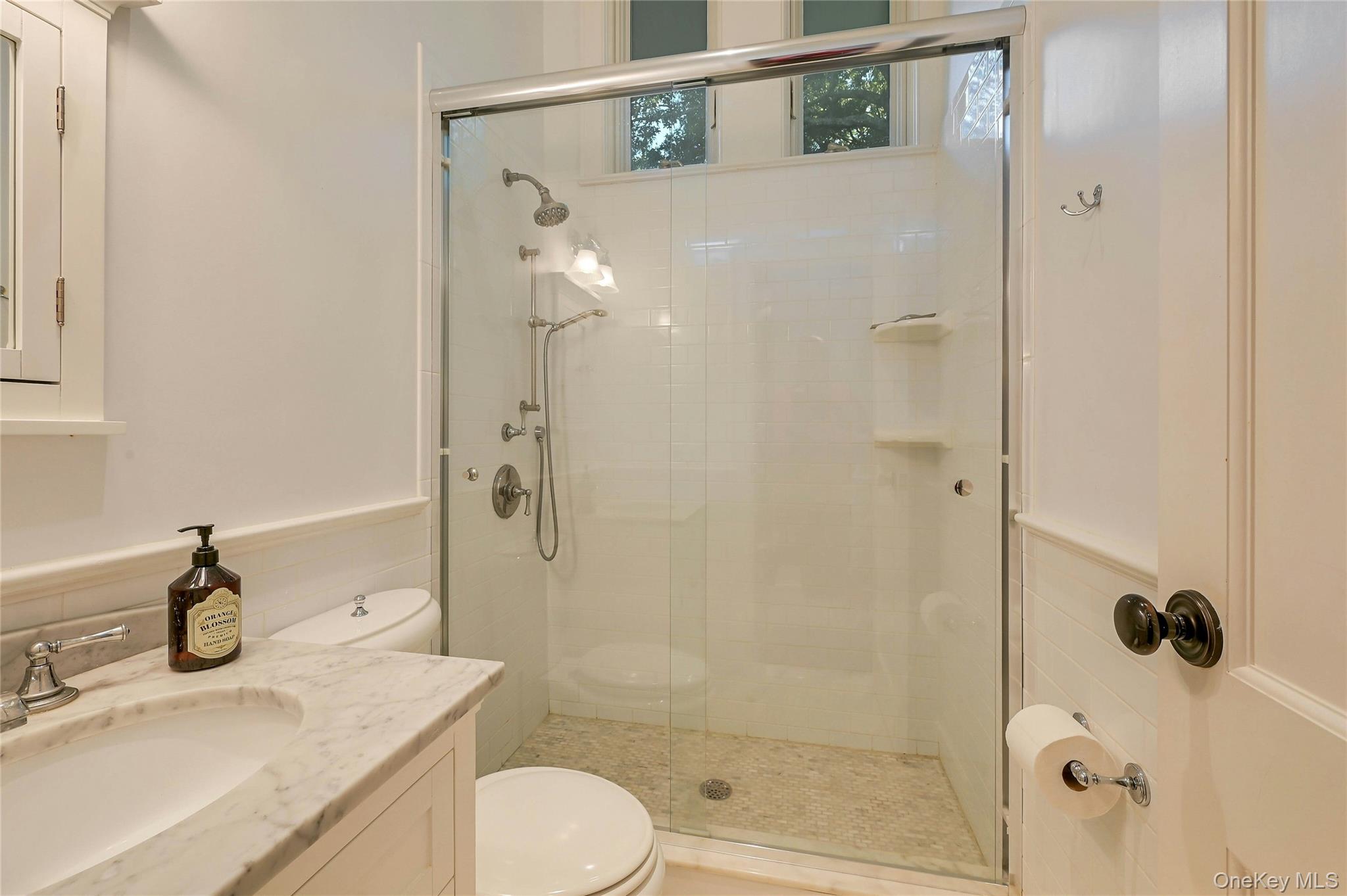 1600 Pine Tree Road Property Photo 15