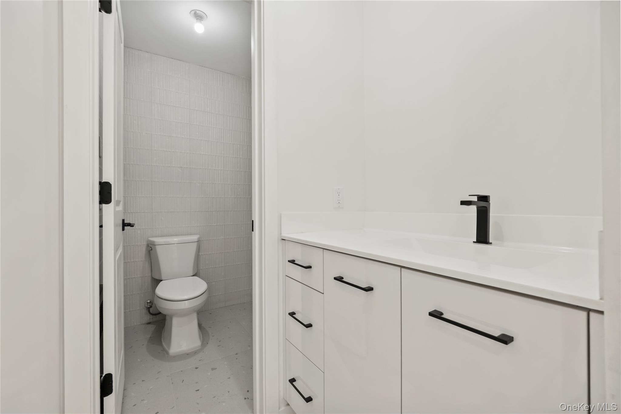 1 Manor Drive 202 Property Photo 27