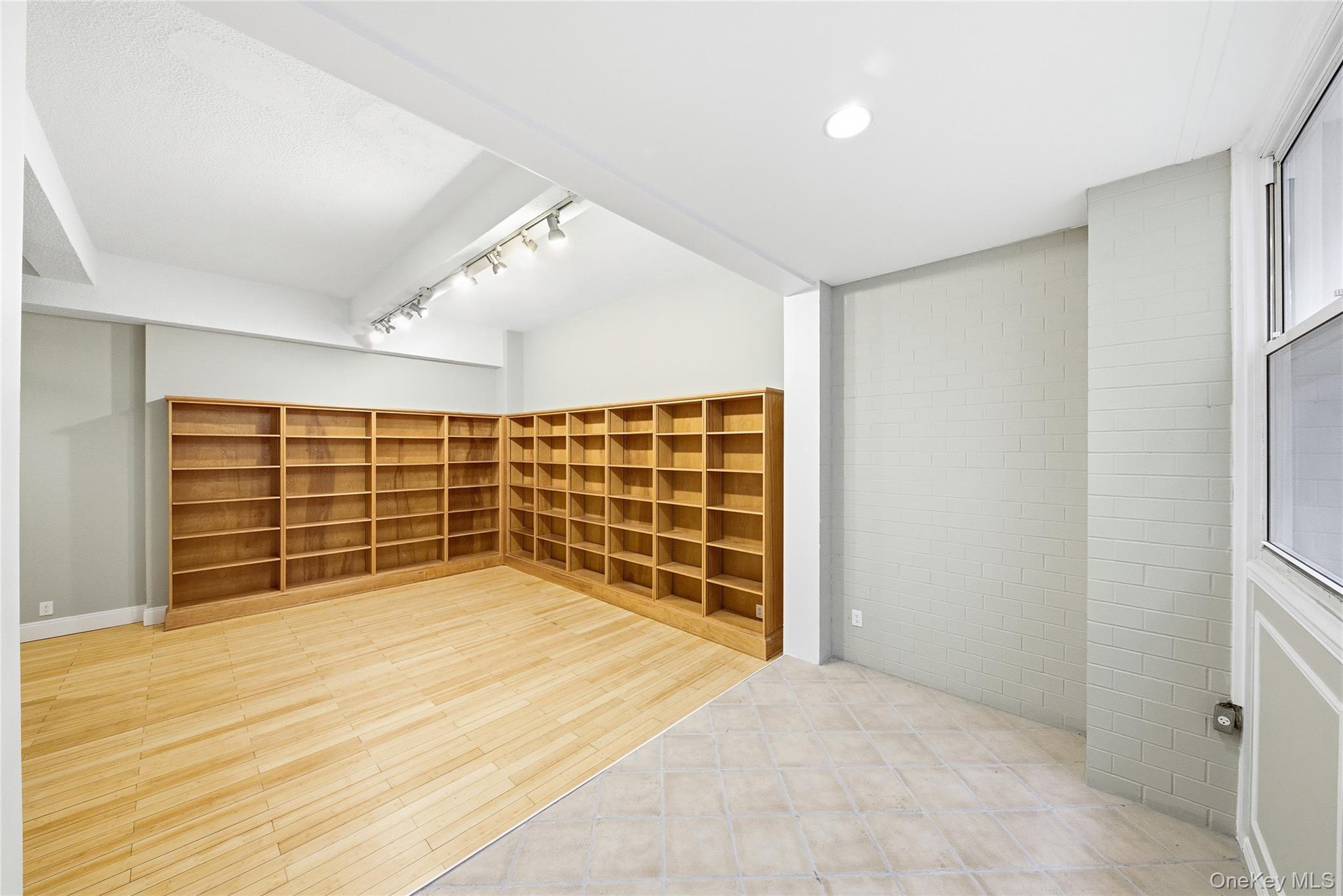 244 Madison Avenue 10a Property Photo 8