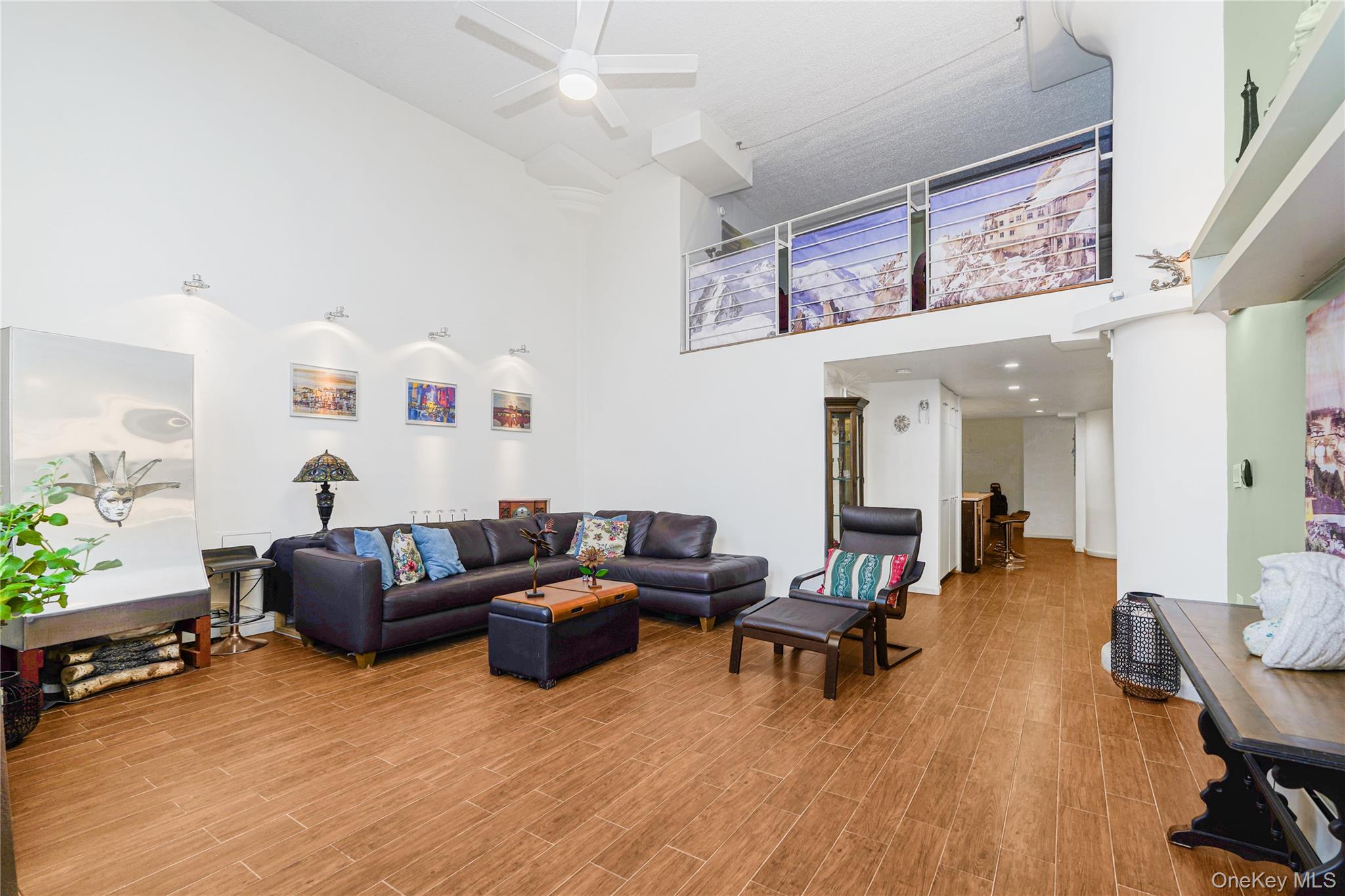 10 Bay Street Landing 1d Property Photo 13