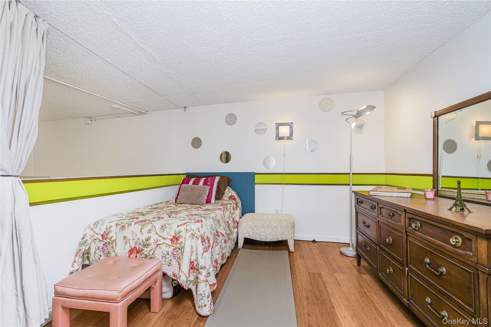 10 Bay Street Landing 1d Property Photo 25