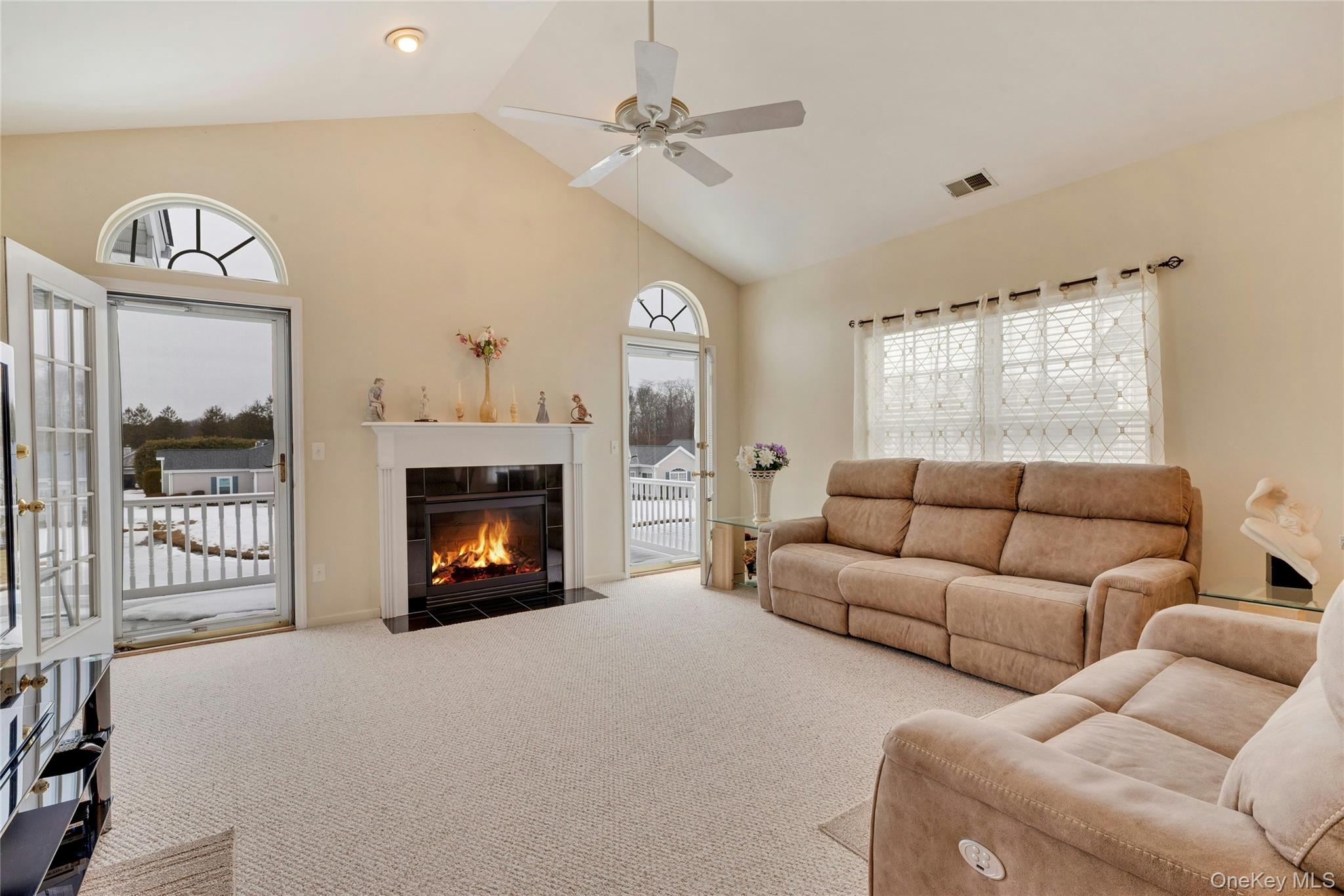 548 Highland Court Property Photo 7