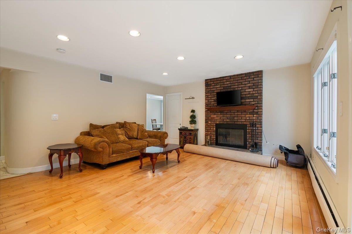 8 Sagamore Way Property Photo 17