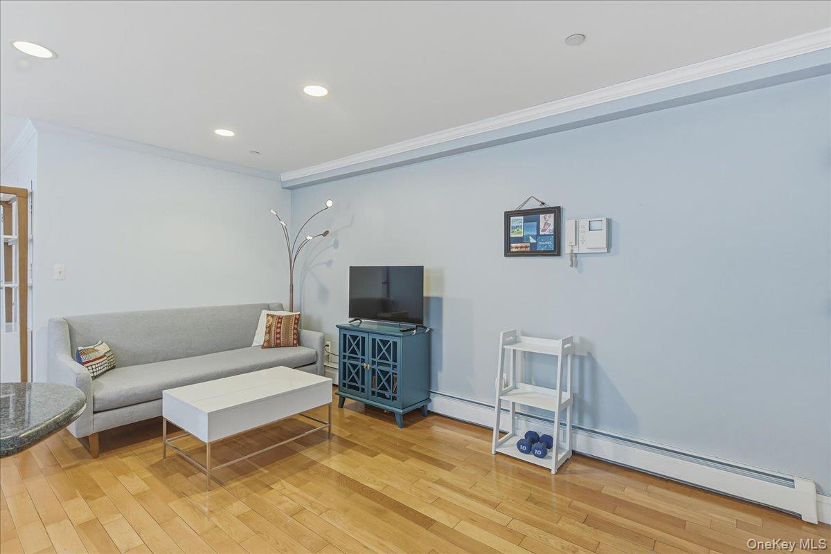 83-71 116th Street 4b Property Photo 4