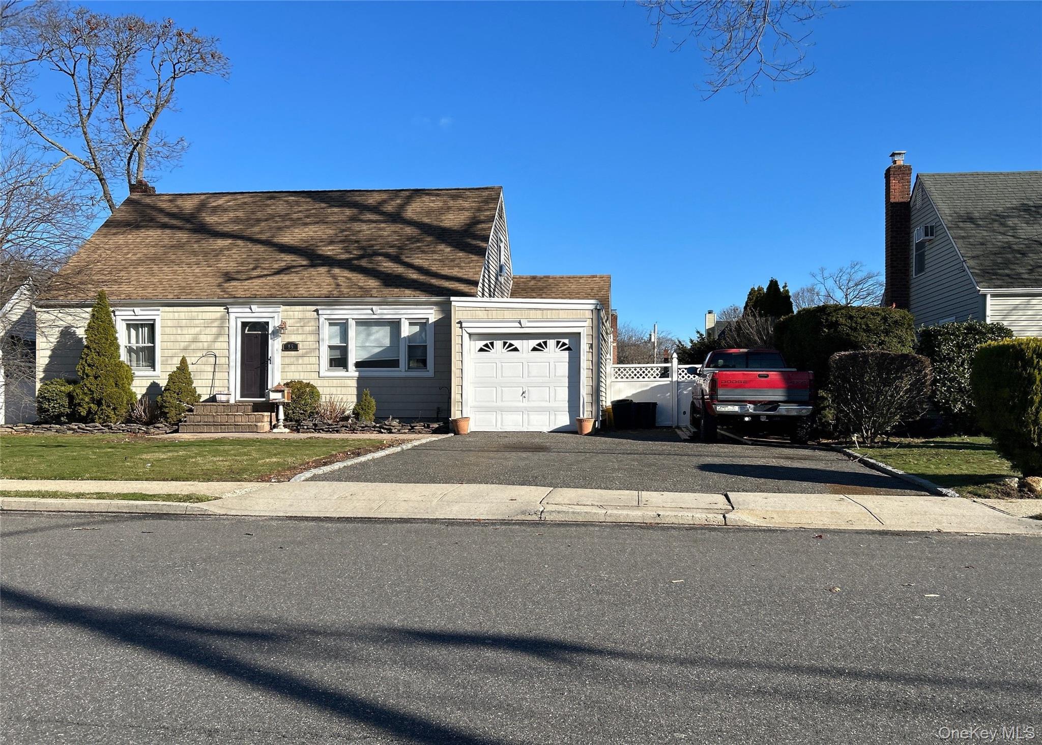 95 Clark Avenue Property Photo 1
