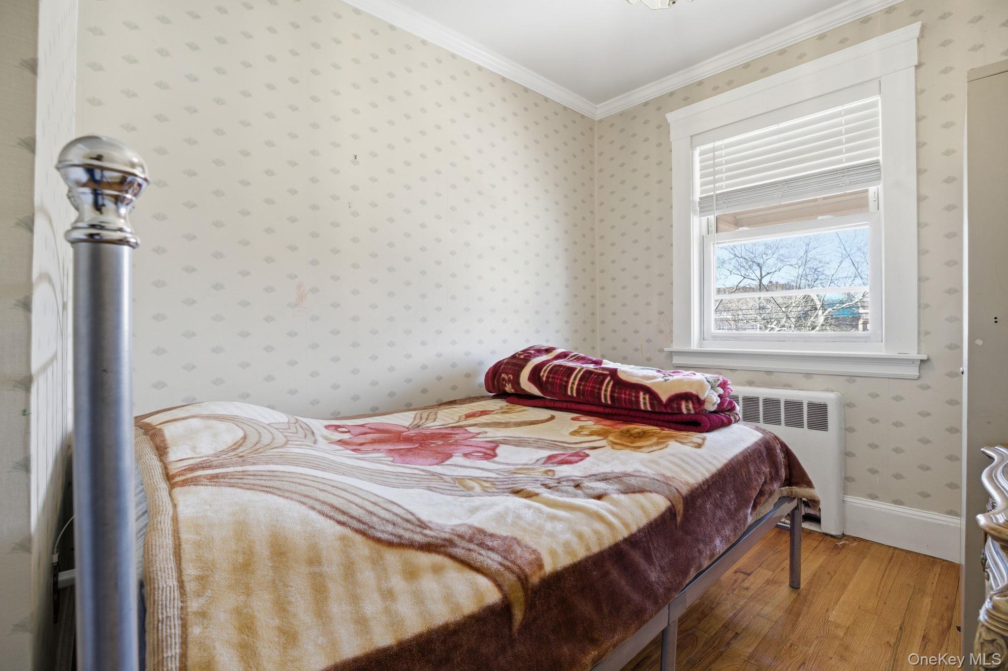 2530 Bronxwood Avenue Property Photo 9